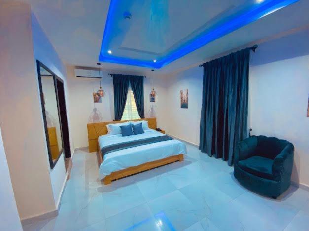 West Wing Hotel Lagos Bagian luar foto