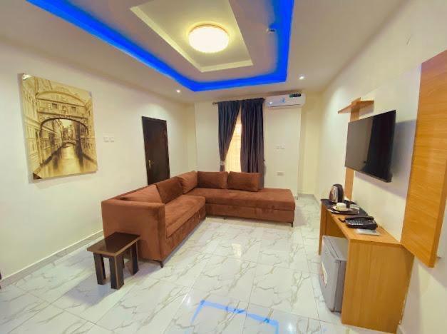 West Wing Hotel Lagos Bagian luar foto