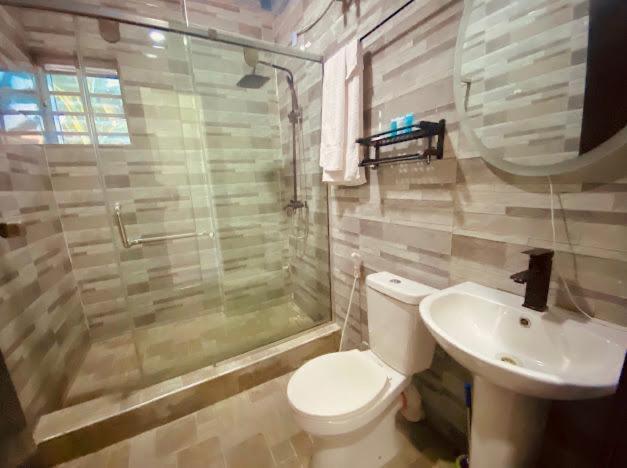 West Wing Hotel Lagos Bagian luar foto